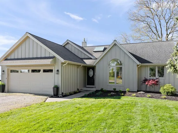 1603 Heritage Rd, Kingsville, ON N9Y 2E6