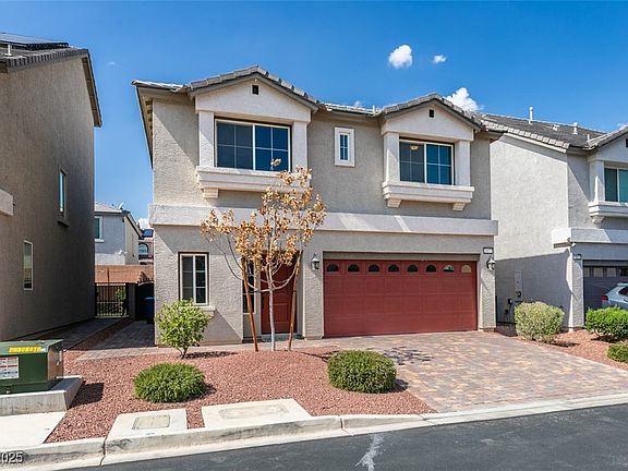 2nd image of 10077 Cooper Mountain St