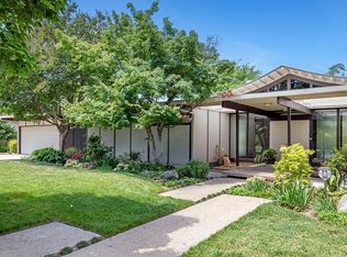2530 W Wrenwood Ave, Fresno, CA 93711