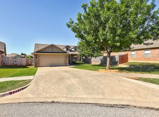 12516 Choctaw Wood Cir, Choctaw, OK 73020