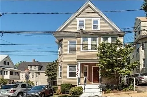 76 Bartlett St #1 — Photo 6