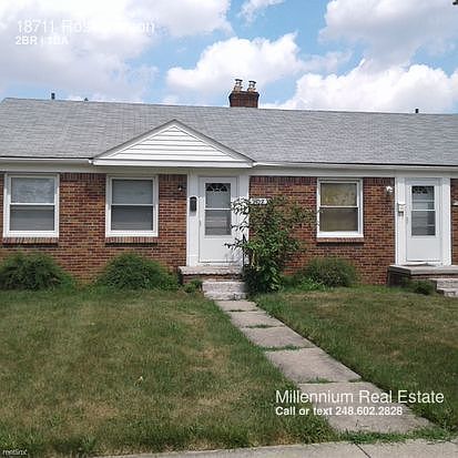 1st image of 18711 Roscommon St