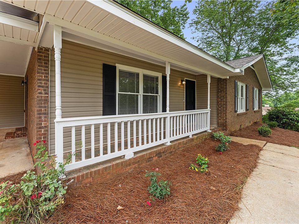 1st image of 2503 Greenbriar St