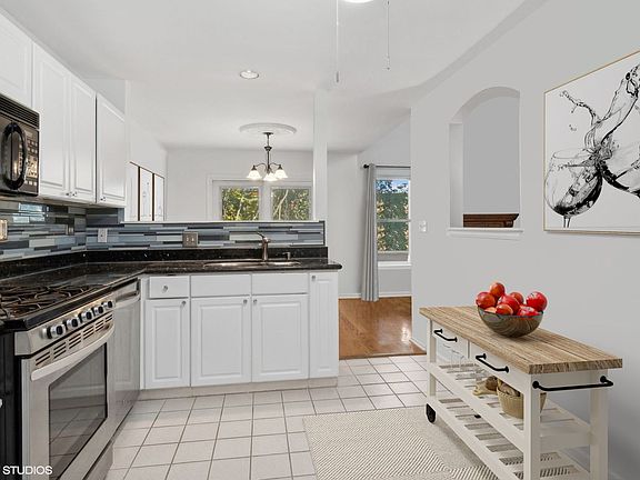 5th image of 831 McKenzie Station Dr #831