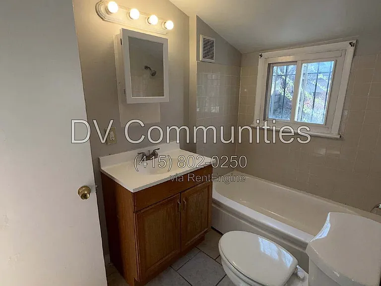 3417 Storer Ave — Photo 13