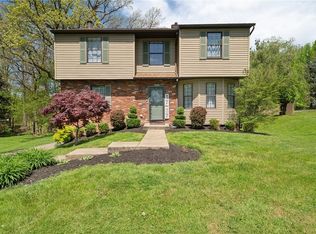 539 Greenspire Ct, Cranberry Township, PA 16066