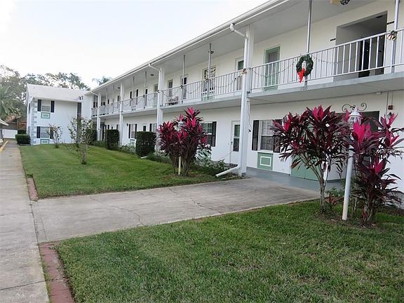 2nd image of 200 Glennes Ln APT 106