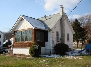 2111 Garfield Ave, Wilmington, DE 19809