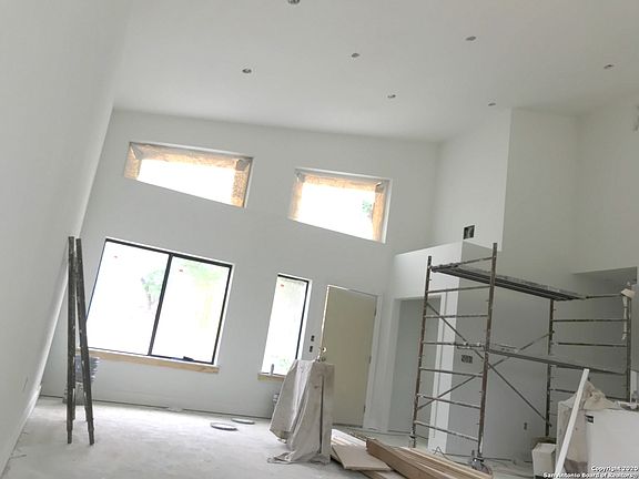 3rd image of 1249 Mountain View