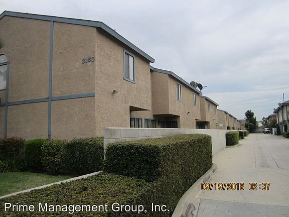 2nd image of 3160 Vineland Ave APT 04