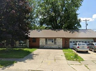 16 Earl Ave, Columbia City, IN