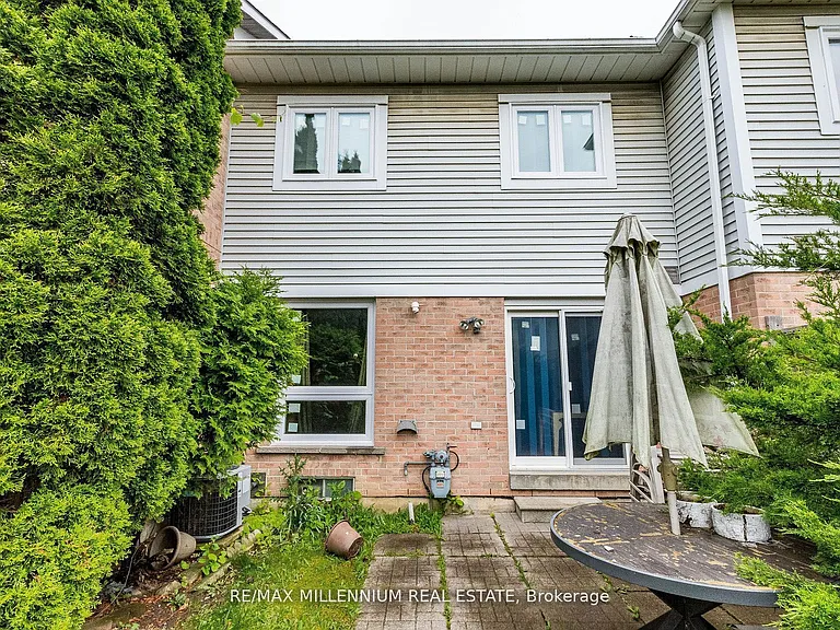 13 Wickstead Ct #75 — Photo 21