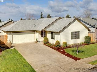 209 Corinne Dr, Newberg, OR 97132