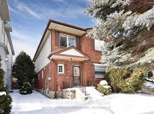 28 Walder Ave, Toronto, ON M4P2R6