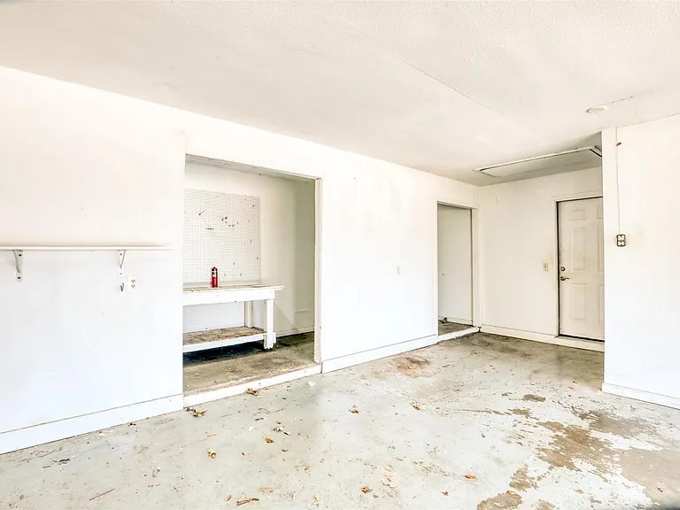 607 Rosewood Dr — Photo 29