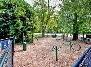 Aven Chastain, Atlanta, GA 30342