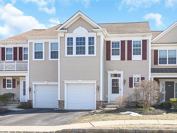 3rd image of 6 Bainbridge Pl Unit 903