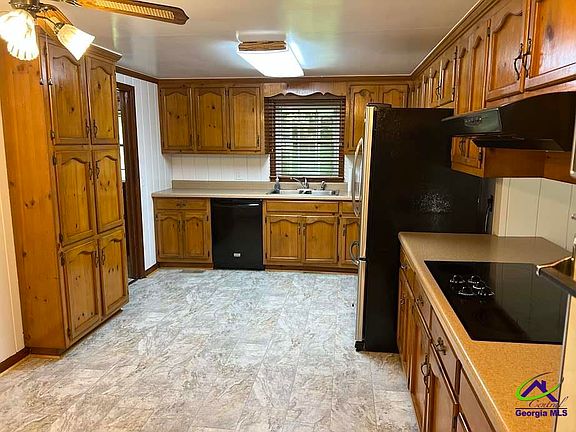 2nd image of 127 Laurel Dr