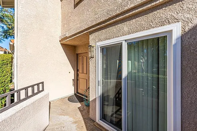 27281 Nicole Dr — Photo 6