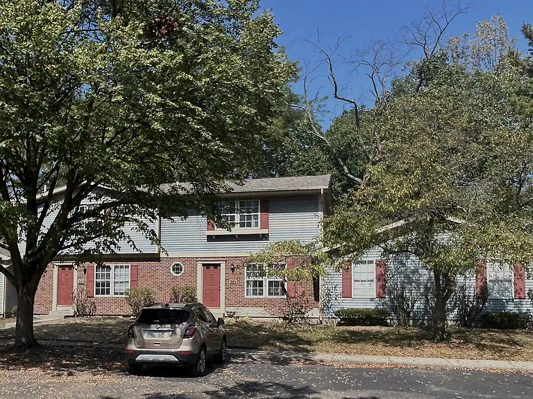 387 Cottonwood Ct #387 — Photo 1