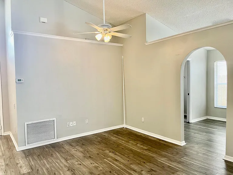 10727 Cherry Oak Cir — Photo 5
