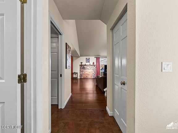 4th image of 2145 Dawnlight Ct