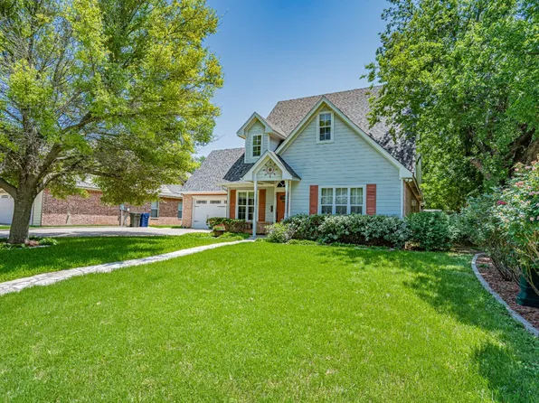 500 Counts Aly, Granbury, TX 76048