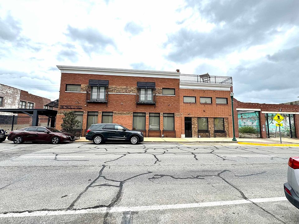 1st image of 226 Union St #1-11
