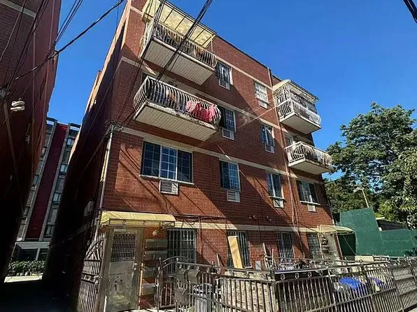 112-39 38th Ave #1, Corona, NY 11368