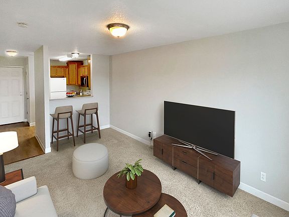 2nd image of 2610 Northridge Pkwy #45