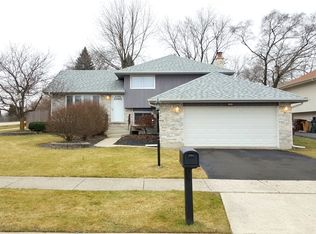 4909 Elizabeth Ct, Oak Forest, IL