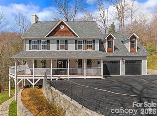 36 Ivy Cove Rd, Fairview, NC 28730