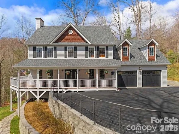 36 Ivy Cove Rd, Fairview, NC 28730