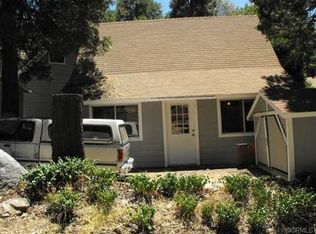 25154 Moon Dr, Crestline, CA 92325