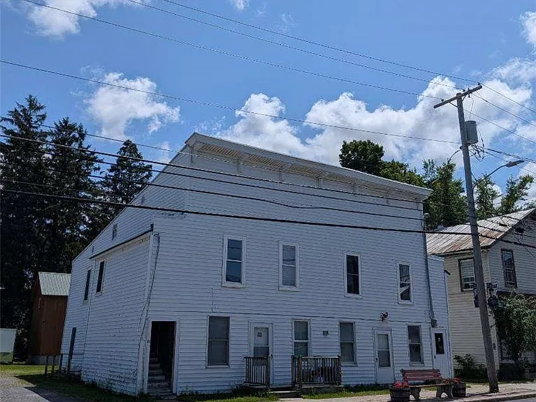 72 Main St — Photo 1