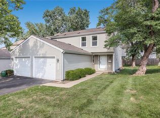 8636 W 108th Pl, Overland Park, KS 66210