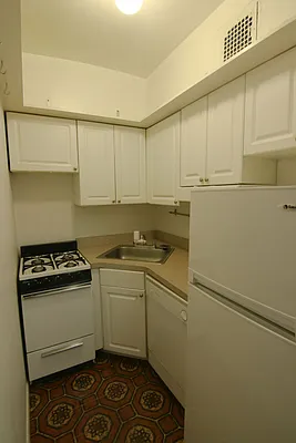 Rented by Guidance Realty Corp. | media 5