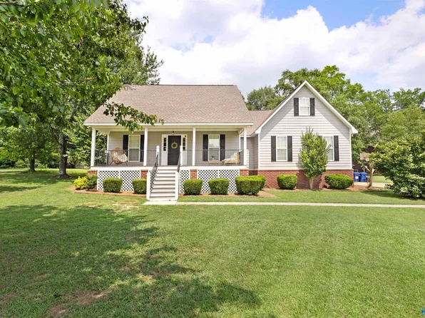 1333 Evergreen Cir, Albertville, AL 35950