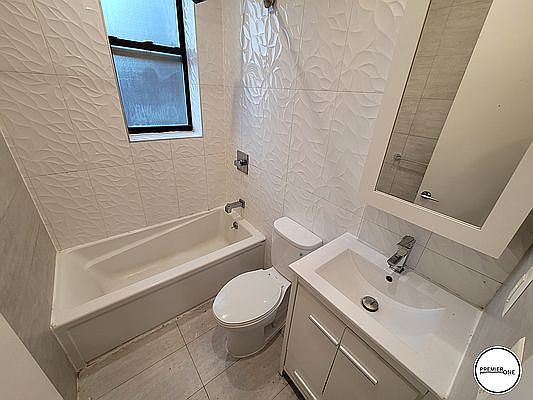 4th image of 731 Saint Nicholas Ave #53