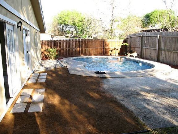 3rd image of 6702 Shady Lake Dr