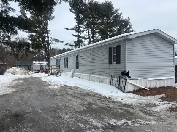 15,19 Adams Street, Skowhegan, ME 04976