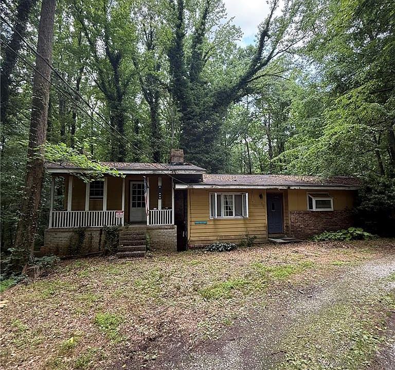 1st image of 1862 Forrest Rd