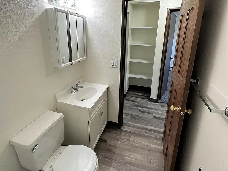 209 S Roosevelt St #1 — Photo 16