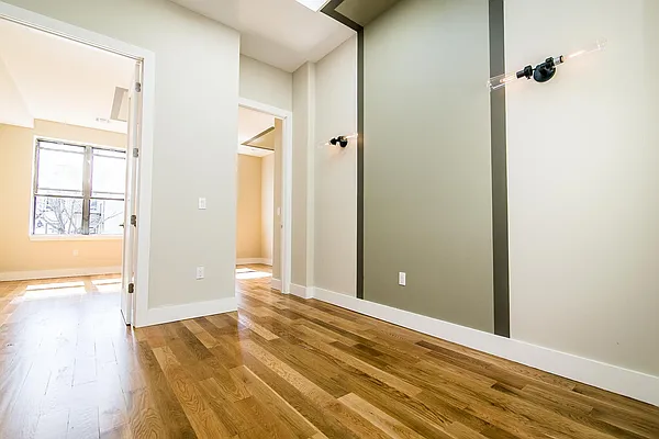 Rented by Nooklyn NYC LLC | media 16