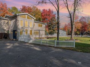 7451 Narragannett Dr, Hope, MI 48628