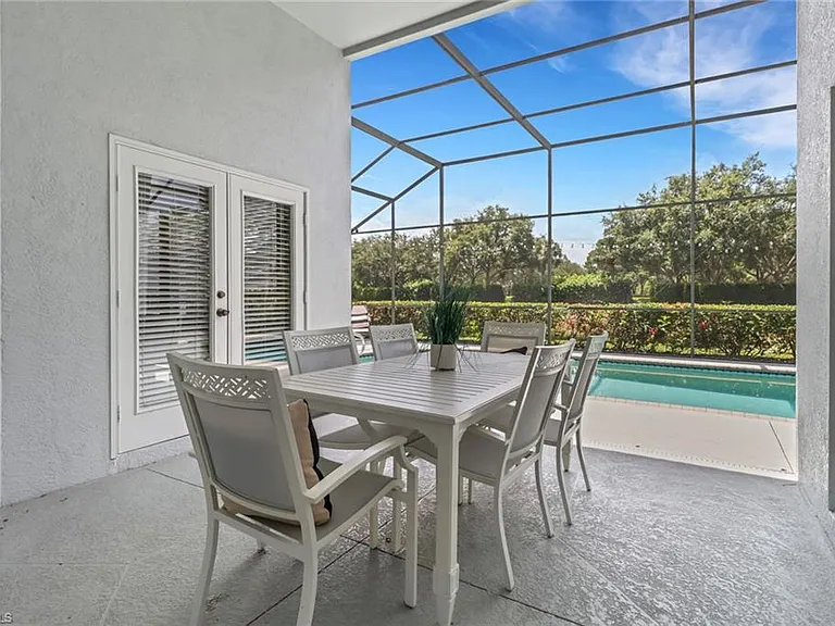 6773 Southern Oak Ct — Photo 32