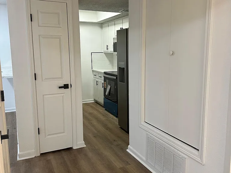 734 N Fairfield Dr — Photo 10