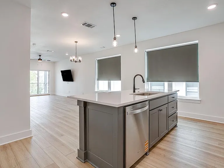 2345 Benbrook Blvd — Photo 51