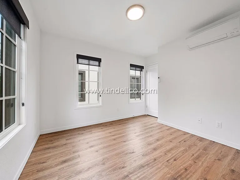 1114-1118 SE Lincoln St — Photo 14