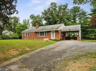 24611 Woodfield Rd, Damascus, MD 20872